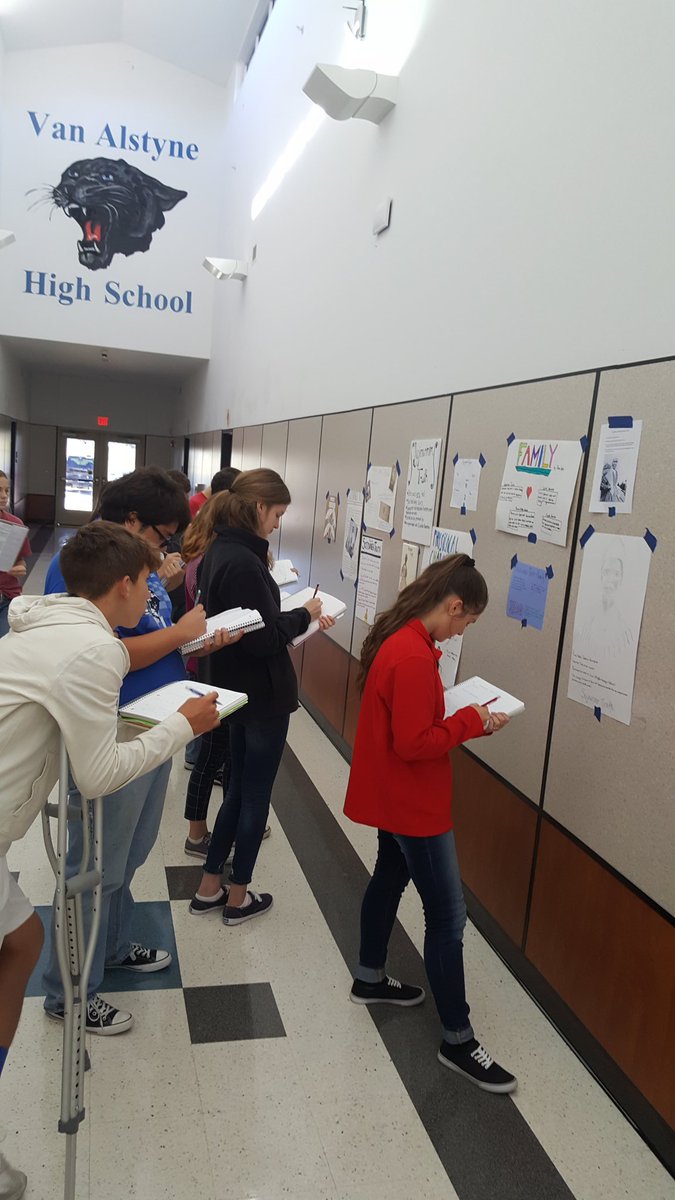 wetzelke83's tweet photo. Sojourner Truth Gallery Walk in PreAP today - Learning how historical and Biographical contexts influence writing. #vahseng2 #vahspride https://t.co/5W0bSowxei