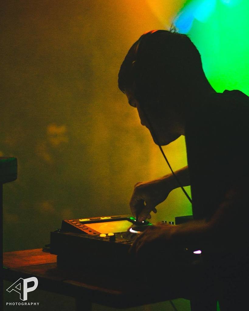APuaarPhoto's tweet photo. Last one of @plastician at @influxaudio 4th Birthday. Too many dubs to fathom
.
.
.
.
.
.
#plastician #influxaudio… https://t.co/LAKy2yX2ZT https://t.co/T8EA5ouRWH