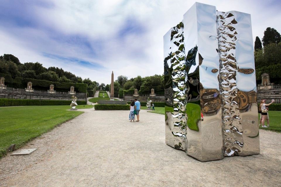 MuseSunnyIsles's tweet photo. #MuseMonday @Helidon_Xhixha's Order and Chaos now at the Boboli Gardens in Florence. https://t.co/phh4Chr2gJ