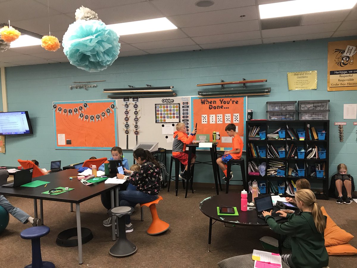 MrsBendes's tweet photo. Working hard and with super focus as we publish our first narrative this year! #communication #longweekendrecovery #heritagelearn https://t.co/T7m0r4ZYQ6
