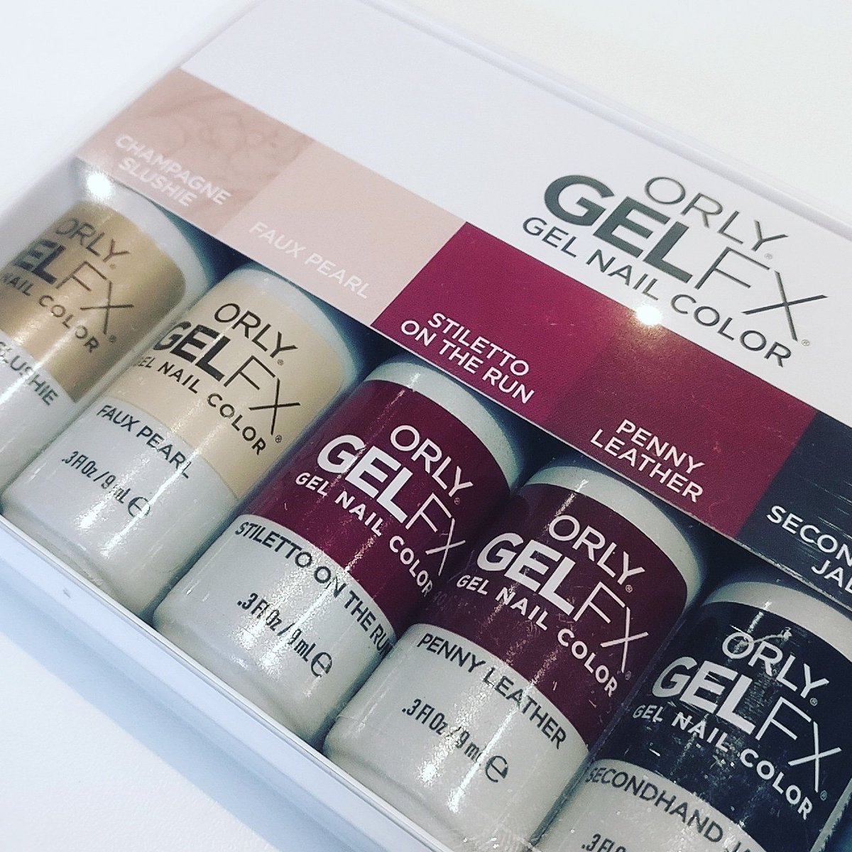 SlendersBeauty's tweet photo. Nieuwe kleurtjes van @Orlynails! Check onze Insta Stories voor alle kleuren ππΌ https://t.co/johjPRXtkY #darlingsofdefiance https://t.co/d9hc1V8txG