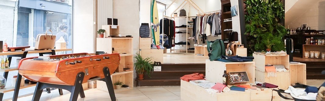 SHOP_LeSalon's tweet photo. Phénomène du #Retailternaiment : les clients sont des invités. Les #selectstores misent tout sur l’expérience. https://t.co/DcO1axAvJU https://t.co/RfWgP6YFAm