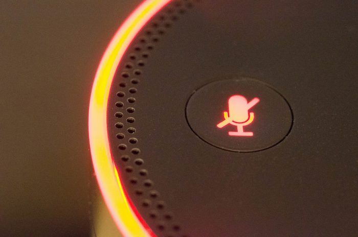 Patch_FM's tweet photo. The future of news is humans talking to machines...is the future of #internalcomms any different? #VoiceAI https://t.co/wf9BkqAVFj https://t.co/5cL9VzIN1M