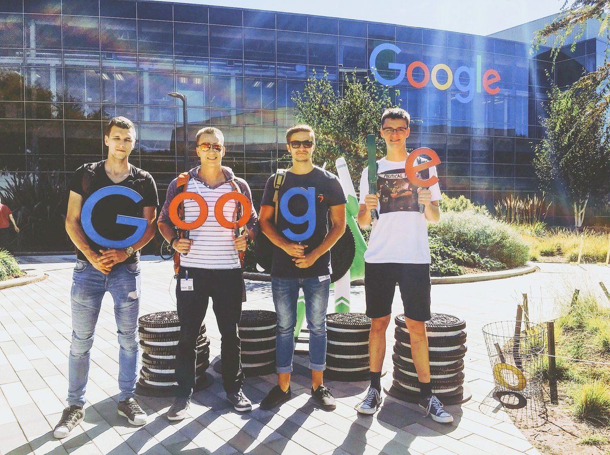 cleofinance's tweet photo. We had the chance to look around after our meeting at @Google. Awesome campus and even better people :-) #cleoTeam https://t.co/yLQYQOdOhp