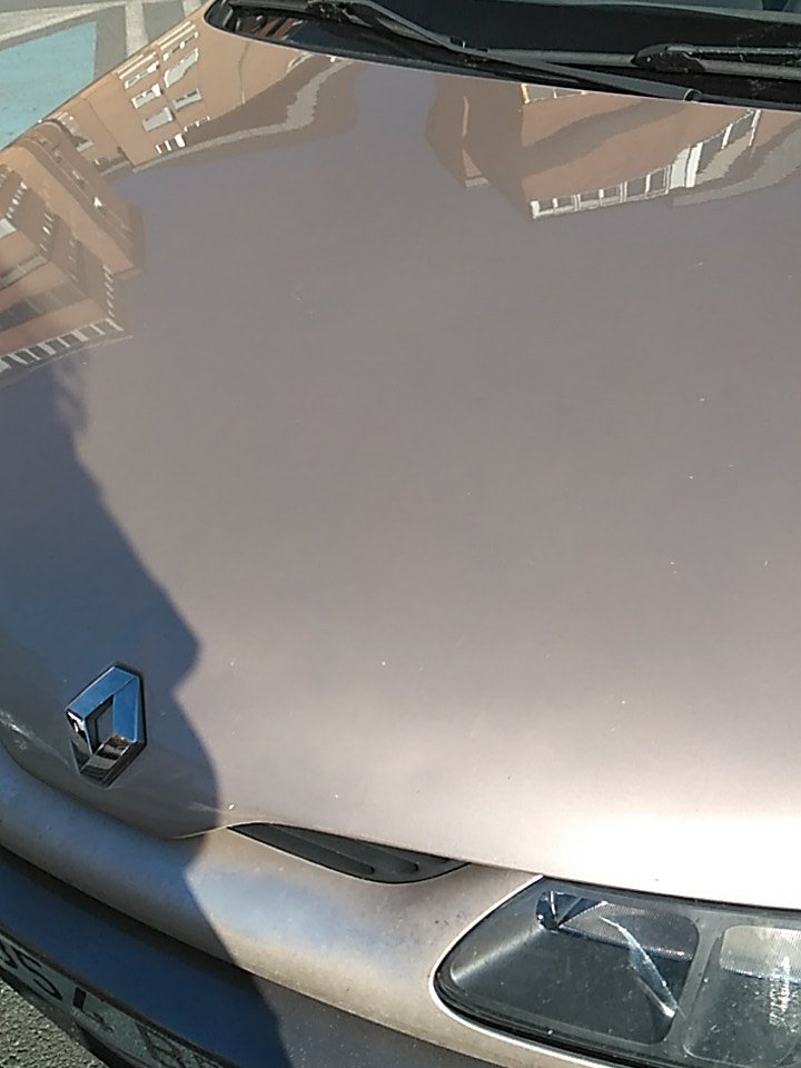 Ali_gustre's tweet photo. No sabéis la angustia que siento cuando me preguntan el color de mi coche. #gris #marron #sindefinir https://t.co/b3DxW3ZEMn