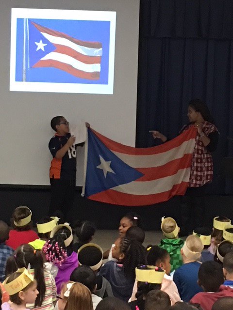ChristinaK12's tweet photo. #BraderES Celebrates #HispanicHeritageMonth! Students researched Hispanic cultures, learned traditional dances, and created art projects. https://t.co/662GQ4FPBc