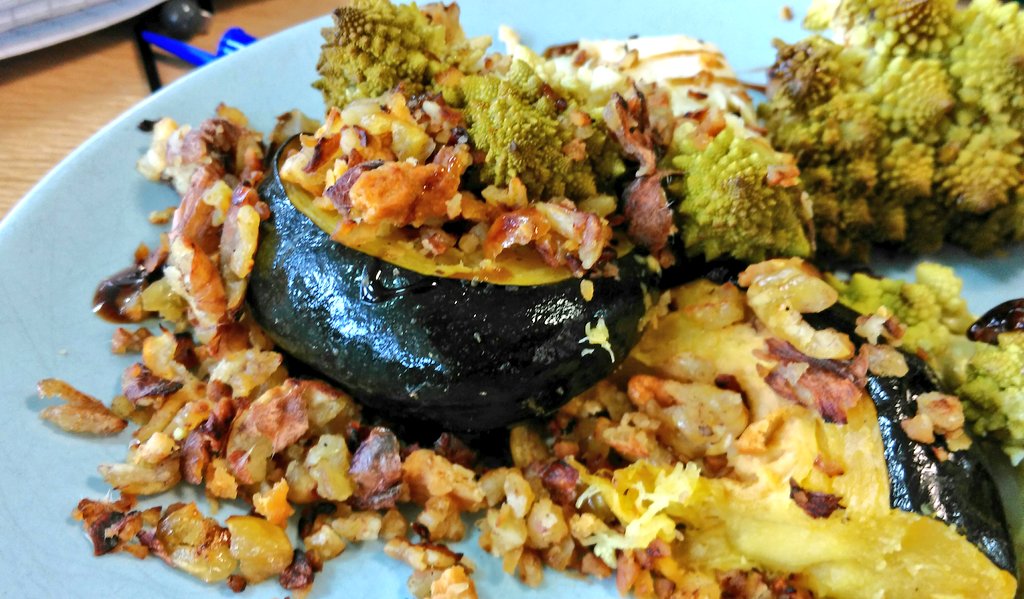 WomaninHolocene's tweet photo. Super autumnal lunch today - Romanesco, English squash and chestnuts gathered from Delamere Forest yesterday. https://t.co/NUJWS9tesx