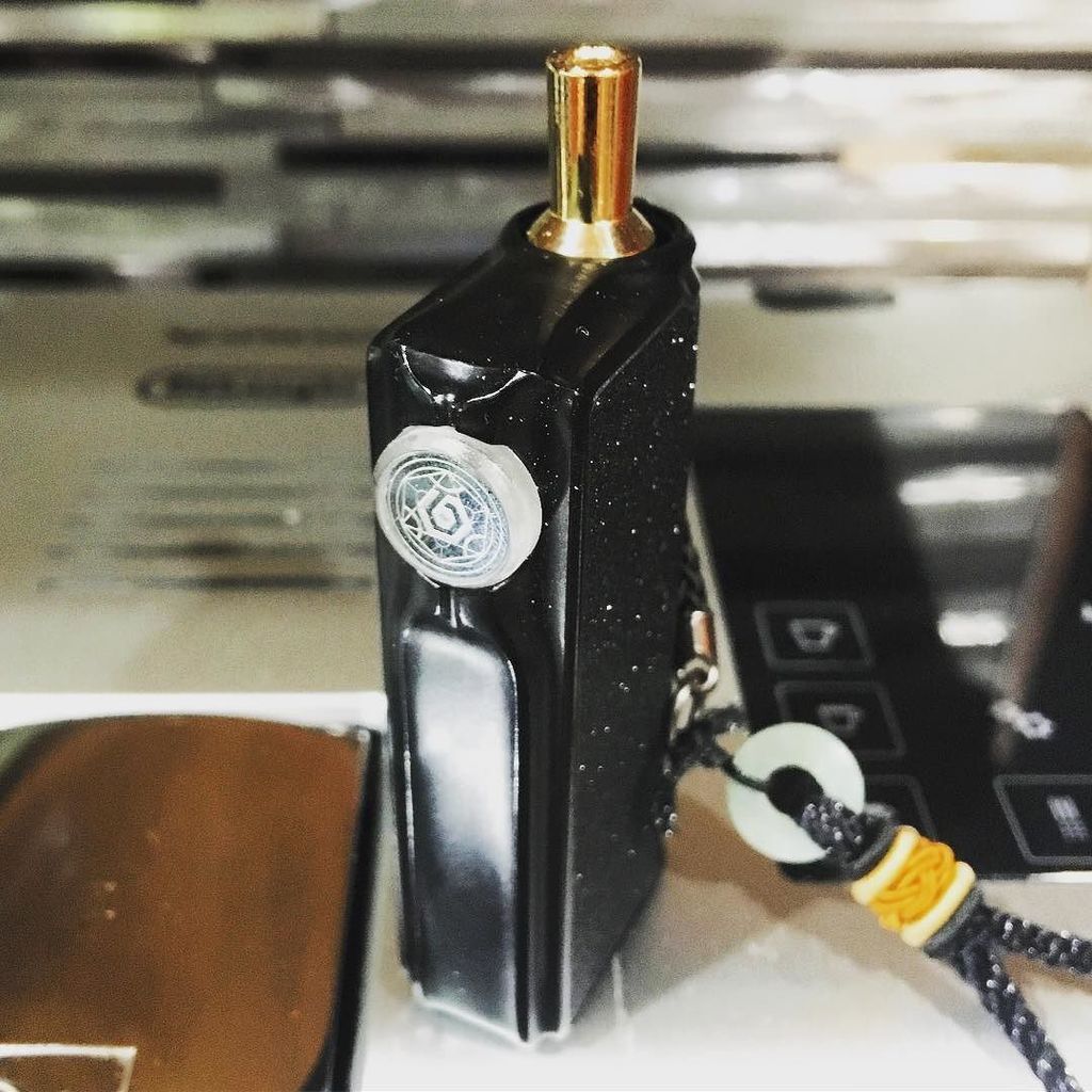 VapeFu's tweet photo. SWAN Lyfe 🏆🔥🔥
✅TAG A FRIEND✅
‼️Click bio link ‼️
#vapememe #meme #like4like #vape #vapelifestyle #vapenation #vapedaily #vapelove #vapecomm… https://t.co/JyJXV8D9gU