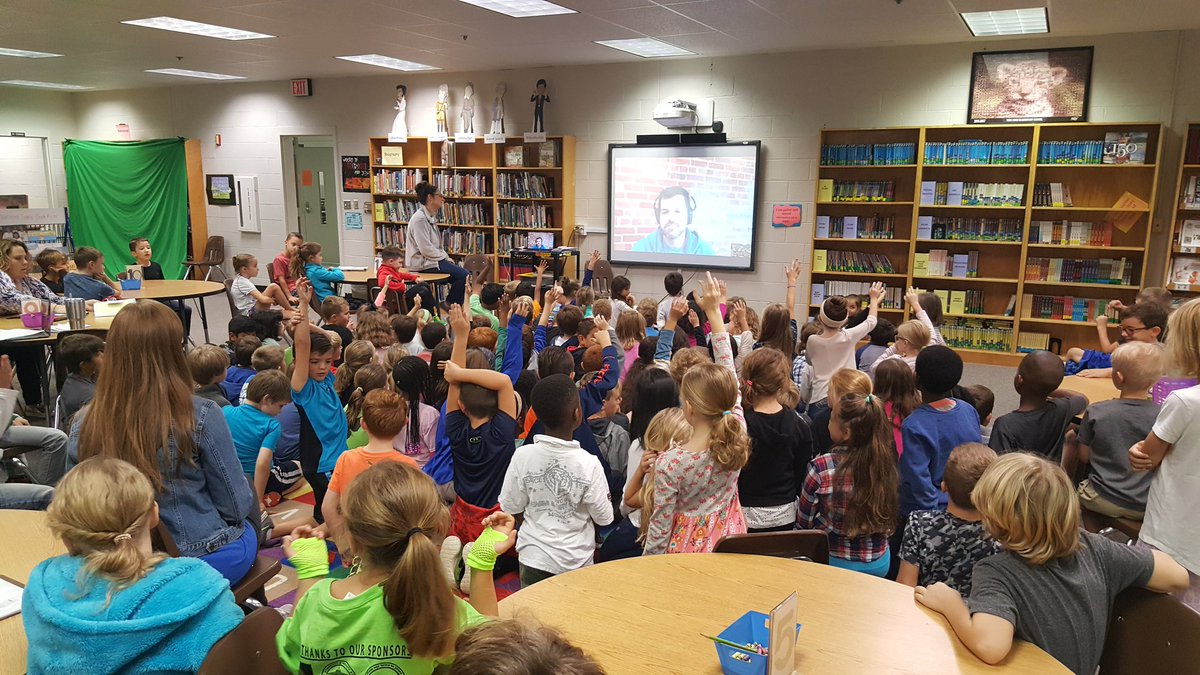 Tracy James tweet media