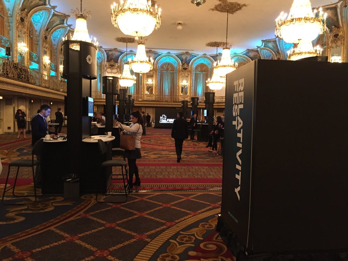 RobinAthlyn's tweet photo. Our @strozfriedberg starting with coffee in this rich Chicago coffee bar #RelativityFest #RelOne https://t.co/t9C3yi5Ebs