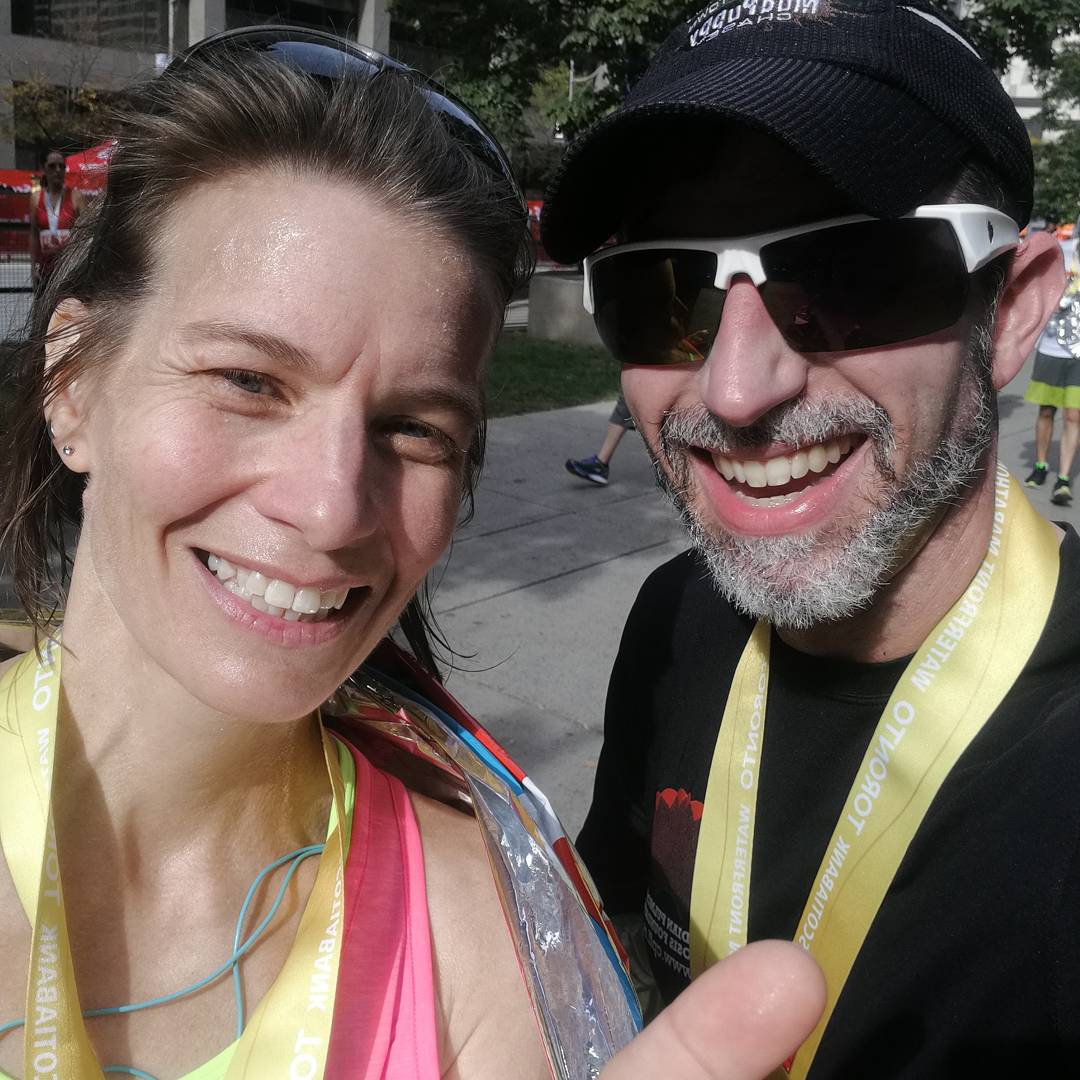 dieselRuns's tweet image. Amazing day yesterday as I caught up with my cousin for 42km on the #STWM course then took in the @gary_robbins movie #GoRarebits #runStrong