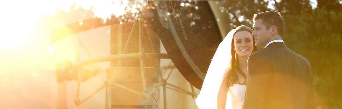 3 reasons why brides are choosing custom written wedding songs for their reception: oxfordcustomsongs.com/2017/09/08/bri… #CustomSong #WeddingReception