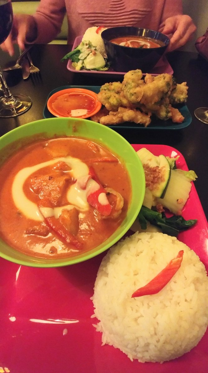 Have you visited Bangkok Cafe recently? Tag us in your pics so we can see what you've been enjoying! 📷