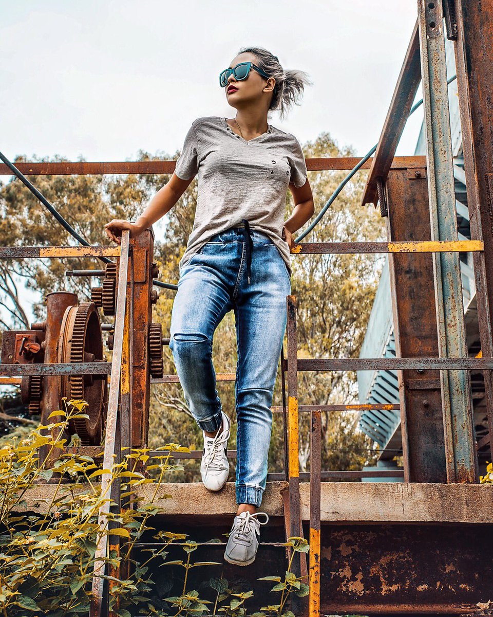 NiluYuleenaBHLM's tweet photo. Comfort without comprising on style for long road trips! @theroadsterlife #OnceUponaRoad https://t.co/92oL3wgc50