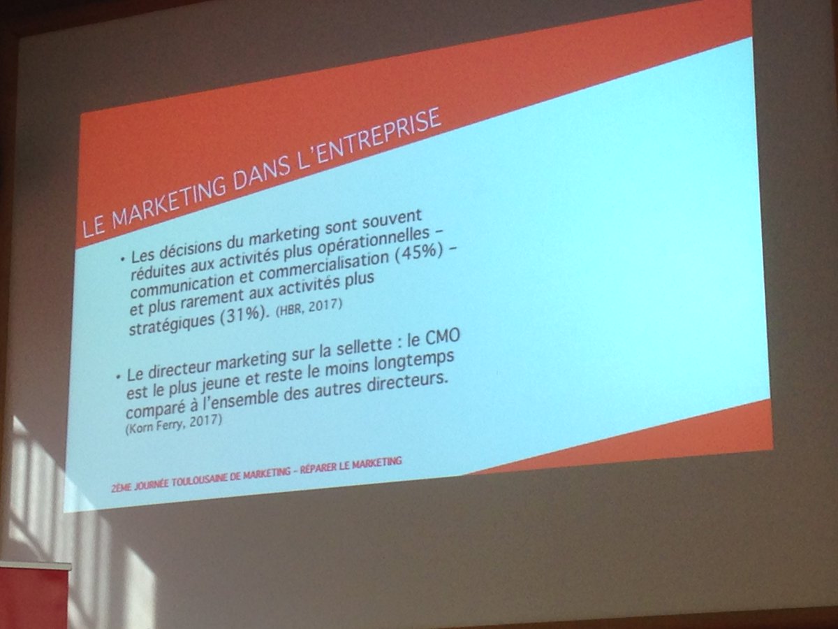 CMITfr's tweet photo. «Il se met en place des procédés qui vont faire disparaître le marketing» Eric Sadin, philosophe &amp; écrivain -JTM2016 https://t.co/k2C1piOfvr https://t.co/ep9yz5dB4V