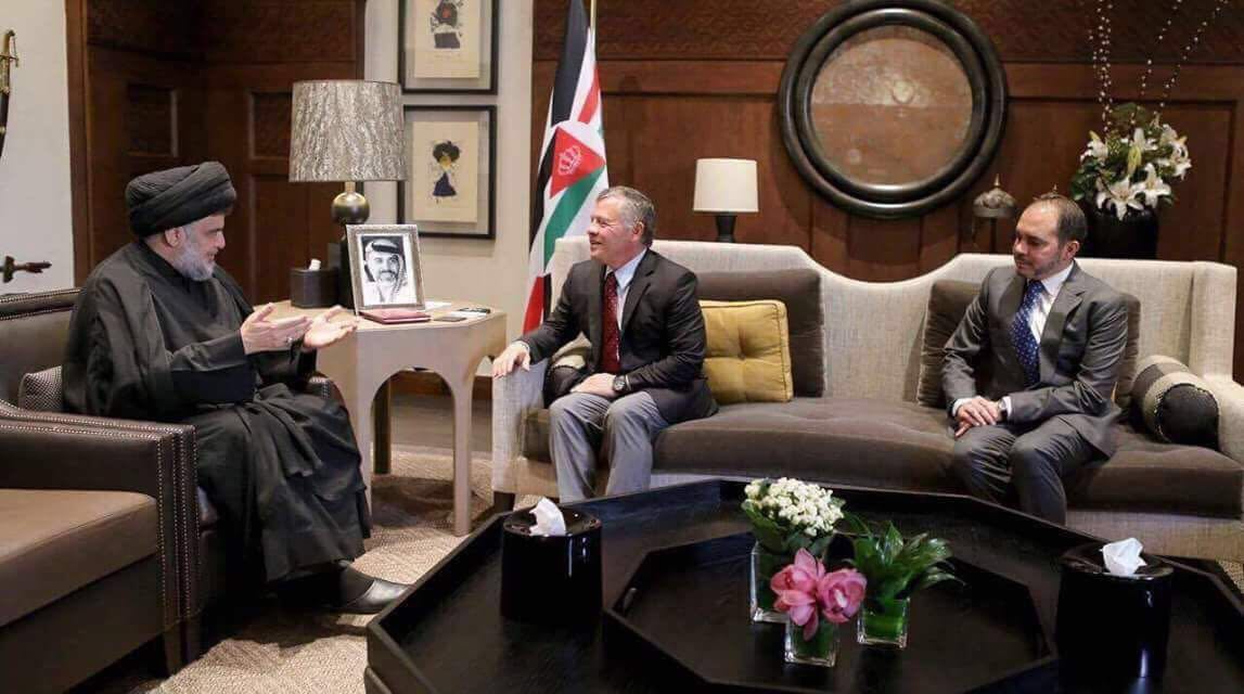 mustafakamilm's tweet photo. والله زمن!
الملوك أولاد الملوك أحفاد الملوك يلتقون بالإرهابيين، وعلناً! https://t.co/27aG0xXnaq