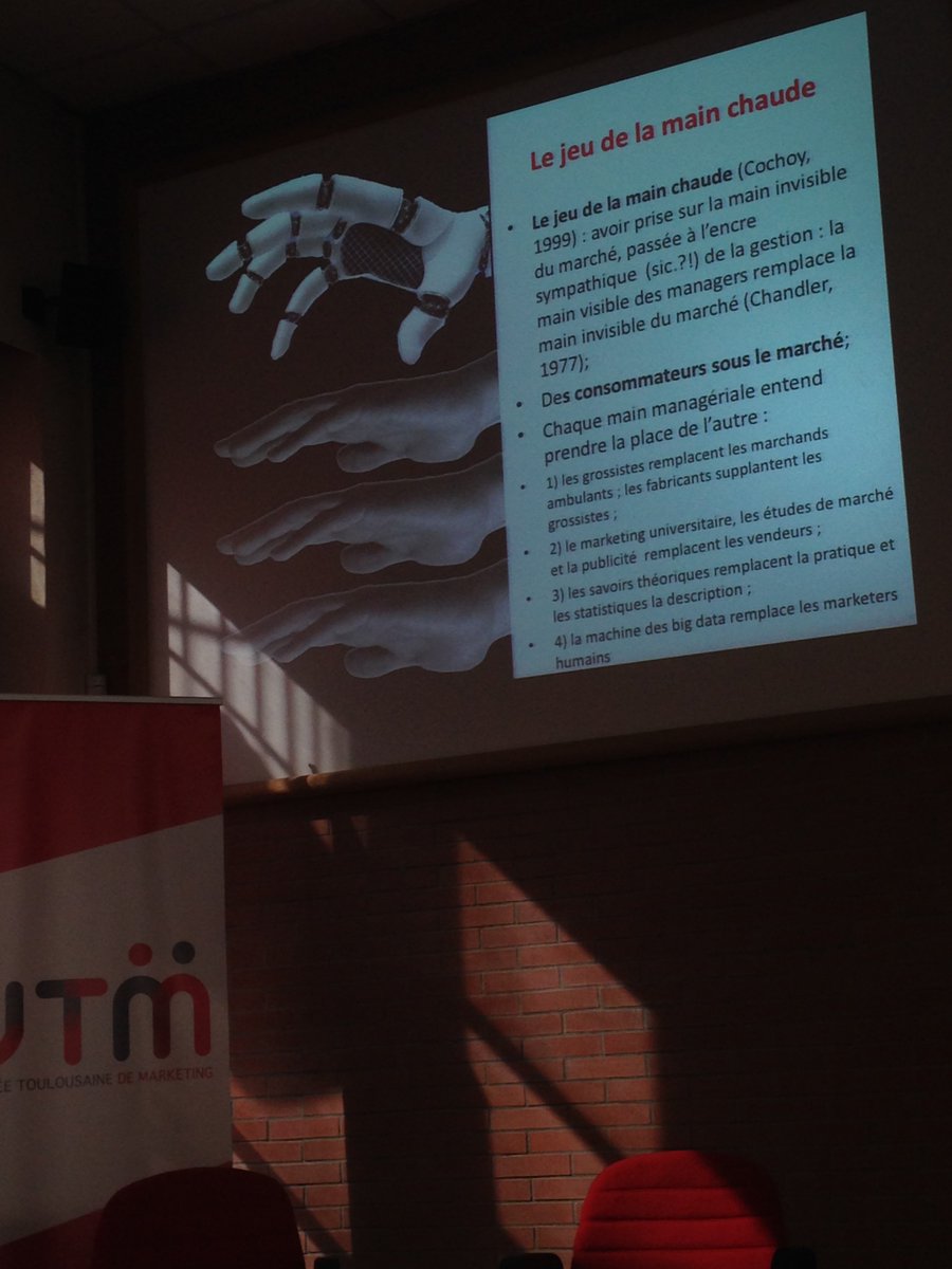 CMITfr's tweet photo. «Il se met en place des procédés qui vont faire disparaître le marketing» Eric Sadin, philosophe &amp; écrivain -JTM2016 https://t.co/k2C1piOfvr https://t.co/ep9yz5dB4V