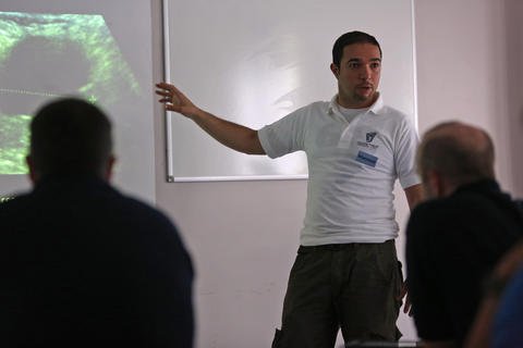 med_safeguard's tweet photo. Opportunity for medical instructors: short term training task-30 Oct 17 for 2-4 weeks in UAE. Email CVs to robert.cameron@prometheusmed.com https://t.co/HqtioGpBq8