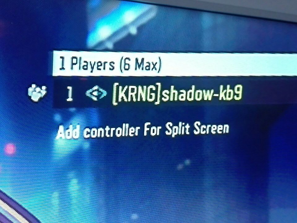 fache_logan's tweet photo. salut tt l'monde on ma restart mon compte bo3 vous pouvez m'aider ? https://t.co/5k6mf9pD9Z