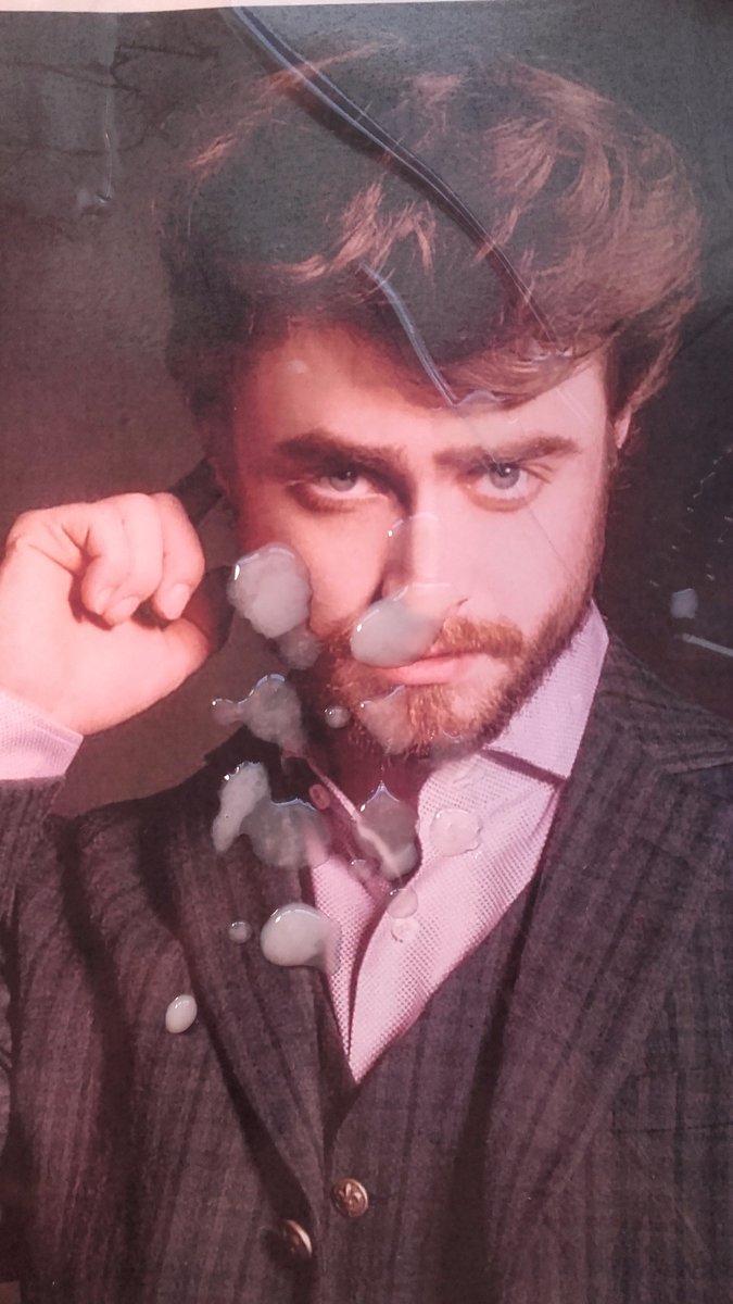 GayCumTributes's tweet photo. EXPELIAR-CUMS! Daniel Radcliffe #cumtribute :P Please RT and FAV if you like it https://t.co/qERNu87xrh