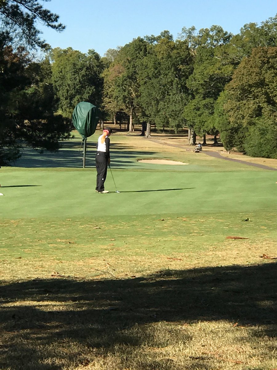 bwalker3030's tweet photo. Always a good day when I get to watch this one play!  Go Katelyn!!!!! https://t.co/331NyrVdcF
