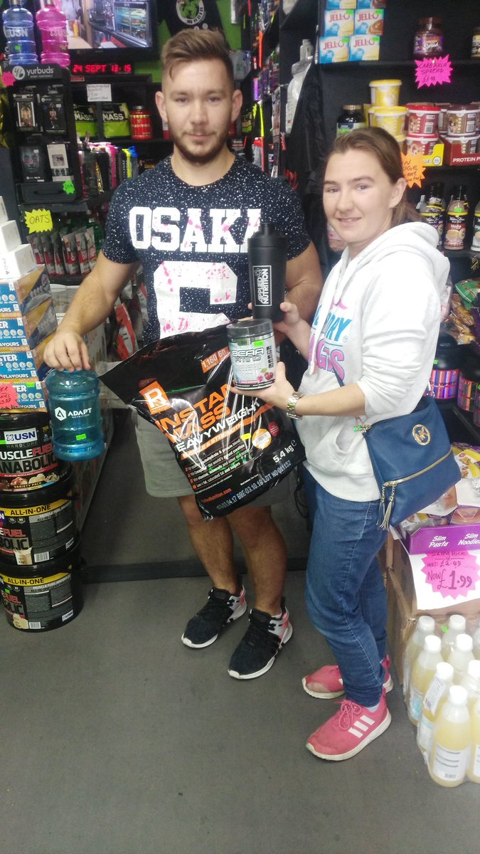 bodymanialtd's tweet photo. #Throwback #CoupleGoals selfies #coupleshare #traintogether stay together #HappyCustomer @bodymanialtd @ReflexNutrition @AppliedNutri https://t.co/or8xhWPKvk