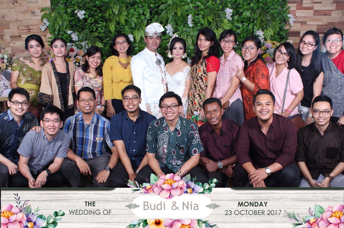 DeOkaDa's tweet photo. Joss #weddingbali #photoboothbali #proops #background #sewa #bali #wedding #promo #foto #fotoboothbali #fotobooth #denpasar #promo https://t.co/le30grjrA8