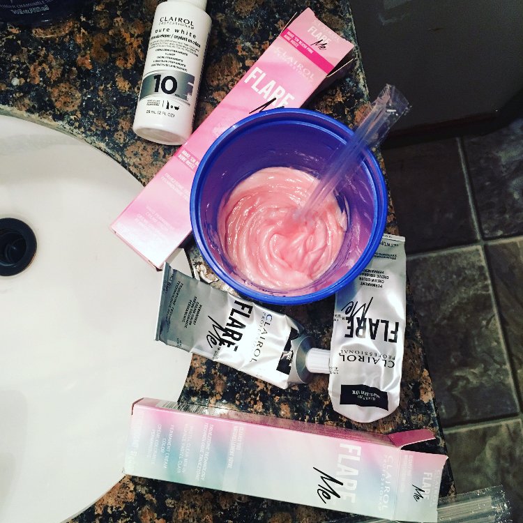HaileyPx3's tweet photo. @Influenster #BoldHairChallenge #Contest #Complimentary https://t.co/PupXCT4khZ