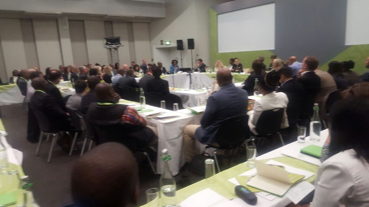 Min_Secretary's tweet photo. @HigherEduGovZA Min @ProfMkhize during the Harambee Solutions Exchange  in Spier  Stellenbosch earlier today https://t.co/OTEtoH9EdG
