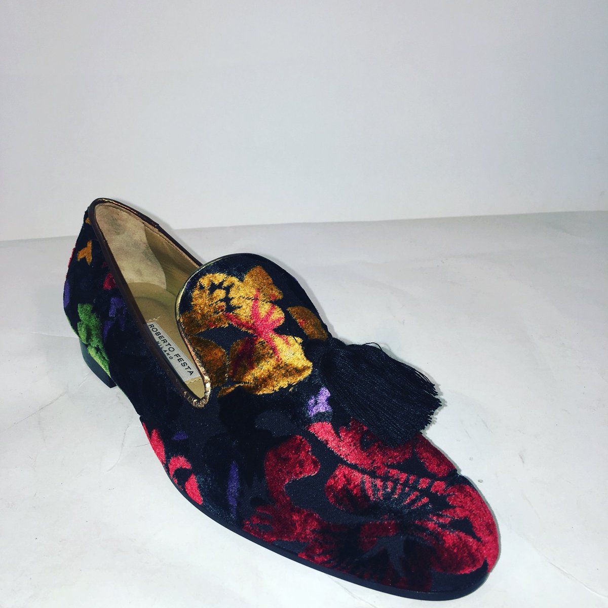 fitzshoes's tweet photo. New velvet ladies loafers in store now https://t.co/D4Zcsf7pAT