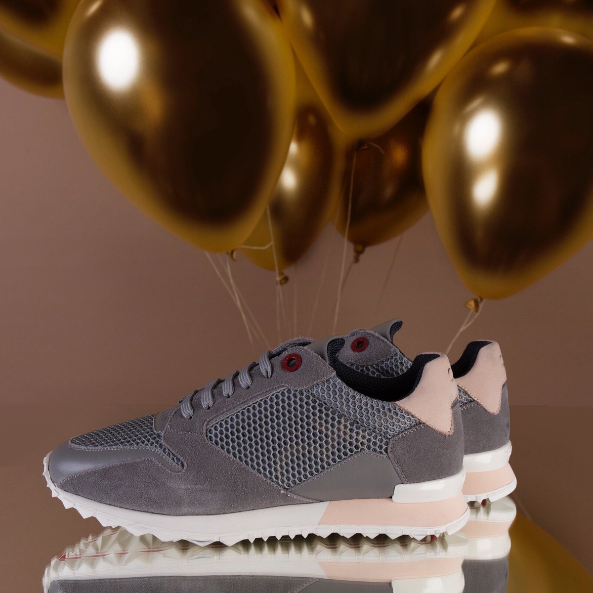 Royaums's tweet photo. Bring your best style to the party 
#Royaums #Endurance https://t.co/fZKSC1IlUr
