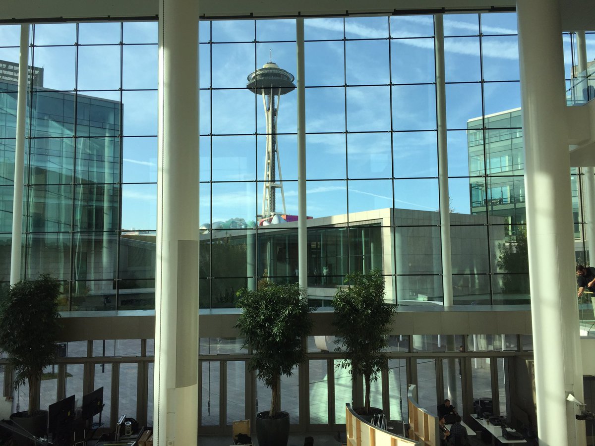 Rotary's tweet photo. Getting ready for #WorldPolioDay at @gatesfoundation! Join us at 2:30 pm PDT for a live global update. #endpolio https://t.co/SlFdElBQKH https://t.co/zj3gh7VR6a