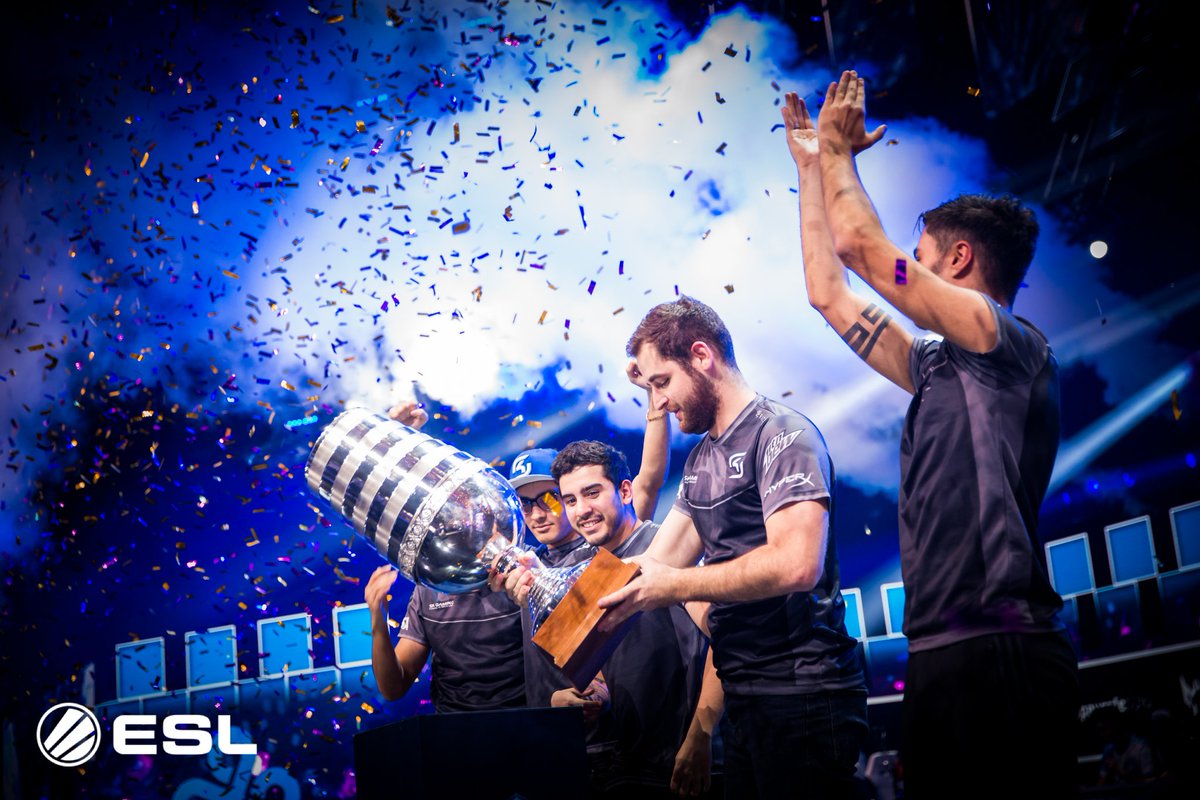 ESLCS's tweet photo. Three teams are in the lead for the Intel Grand Slam! Who will take #IEM Oakland and inch closer to $1,000,000?

https://t.co/zCzo1aH9tc https://t.co/oOntY6UmSi