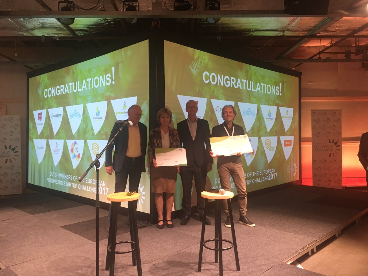 Foodbytes's tweet photo. Congrats FB alums #Cerescon @SeamoreFood! 1st+2nd prize @FNSC_EU #FoodNexus Startup Challenge https://t.co/dHp24y98jw #FNSC2017 @StartHub_WU https://t.co/6JgA8lycel
