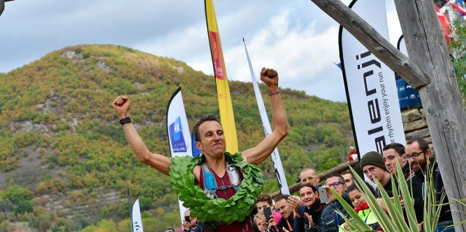 resathlon's tweet photo. C'est Sebastien Spehler qui remporte le @trailtempliers 2017 après 6h38min d'efforts ! Bravo à lui 🤘🏃 https://t.co/MeTluI0a44