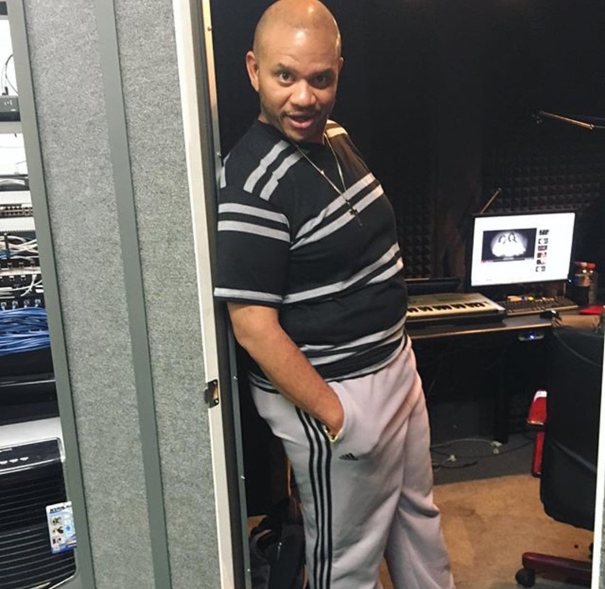 LJElPodcast's tweet photo. #Repost @bocachuladj
γ»γ»γ»
βYou talking to me baby?β π
#djbocachula #bocachula #quepapi #sexy #mamichula https://t.co/HXdqQa30Uj