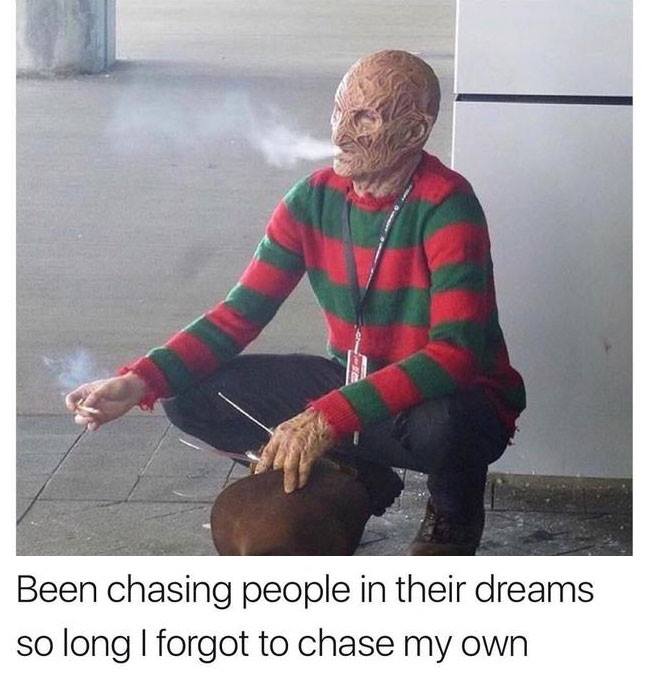 Page28_Studios's tweet photo. Found a #funny image to start off the week. We could all learn a lesson from #Freddykrueger, actually. #ANightmareonElmStreet #horror https://t.co/d1gSQbpJGm