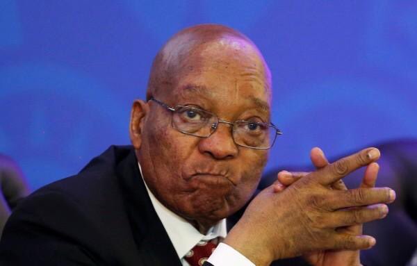 AdvoBarryRoux's tweet photo. Jacob Zuma is no longer called Msholozi... He's now called Mshafulli https://t.co/saSzWnG5PQ