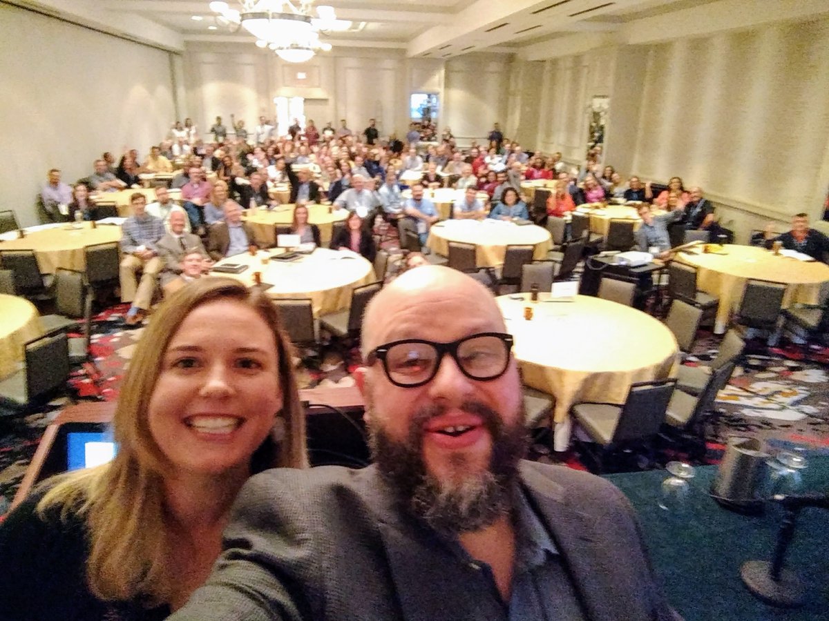 DdTRecycling's tweet photo. Say "Free Social Media Kit!" Thanks @recyclingSTAR for having me @ #STARSummit !  https://t.co/KqWPERZTBg @RECYPartnership https://t.co/jI2GTWa4j0