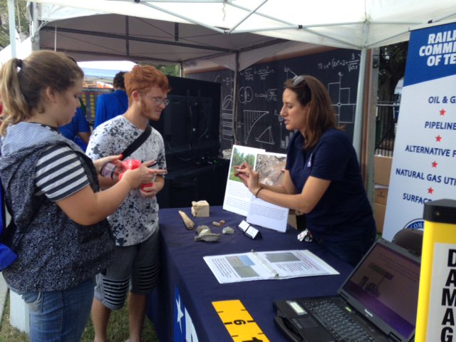 txrrc's tweet photo. Checking out fossils with @TxRRC staff at Saturday’s #EnergyDay2017 at Sam Houston Park #TxEnergy #TxLege https://t.co/tP1PO6KFTD
