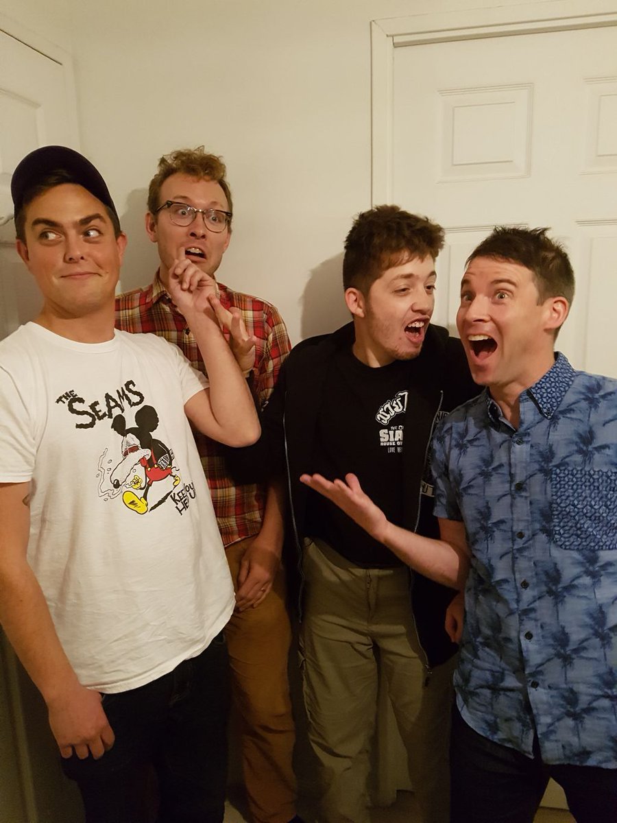 .<a href="/readmorecomix/">Read More Comix!</a> ORIGIN STORY on <a href="/SpeechBubblePod/">Speech Bubble Pod</a> w/ <a href="/Broverman/">Aaron Broverman</a>! <a href="/gooseblimps/">Genocide Decrier</a> @davecomix &amp; @robbmirsky - Tune-in! buff.ly/2yInQsB