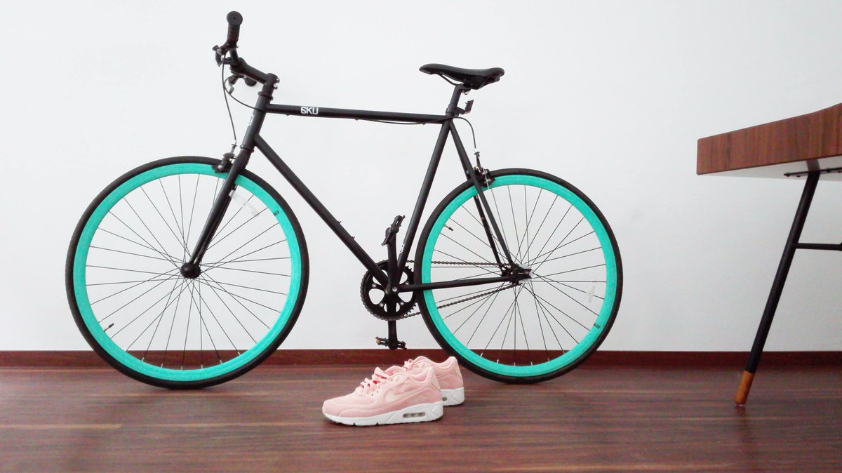 runphones's tweet photo. A great way to start the week: take a bike ride! #MondayMotivation #RunPhones #Fitness https://t.co/hGCG3C2kpX