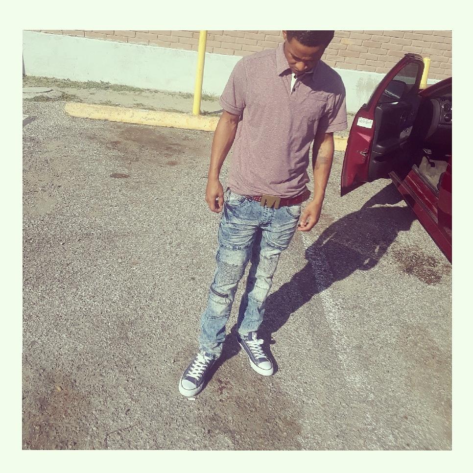 _lowkeyquan_'s tweet photo. Sum Light 🤔,  Never did the most like you n***'s.......😎🤳 https://t.co/IGRoEsY82Y