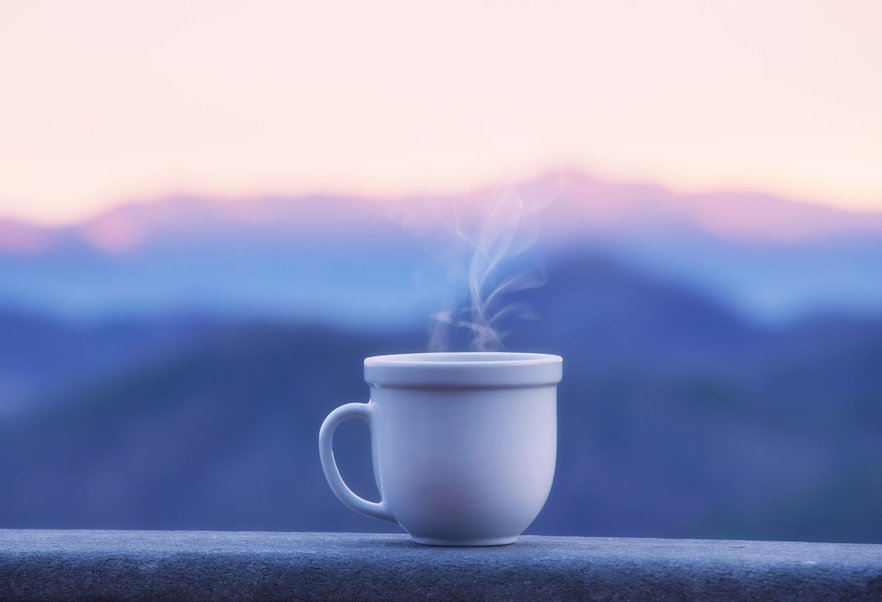ZTravelFantasy's tweet photo. Early Morning Sunrise, Mountain Backdrop, Coffee in hand... can life get better? https://t.co/Ym3U8S1Qy0