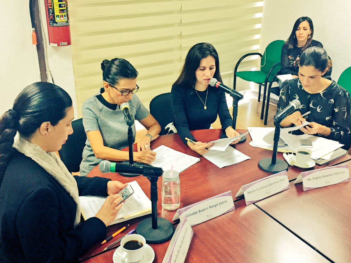 BeatrizRangelJ's tweet photo. Presido la Comisión del Servicio Profesional Electoral Nacional del @iepcjalisco Hoy sesionamos, síguenos en vivo: https://t.co/eB5kJgAblk https://t.co/XBGtRqeeUy