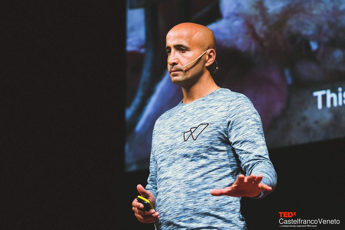 TEDxCastelVto's tweet photo. La chiave di svolta che stiamo cercando è solamente dentro di noi | #MarcoAntonioAttisani al #TEDxCastelefrancoVeneto
#ChiavediSvolta https://t.co/M8aNFocidd