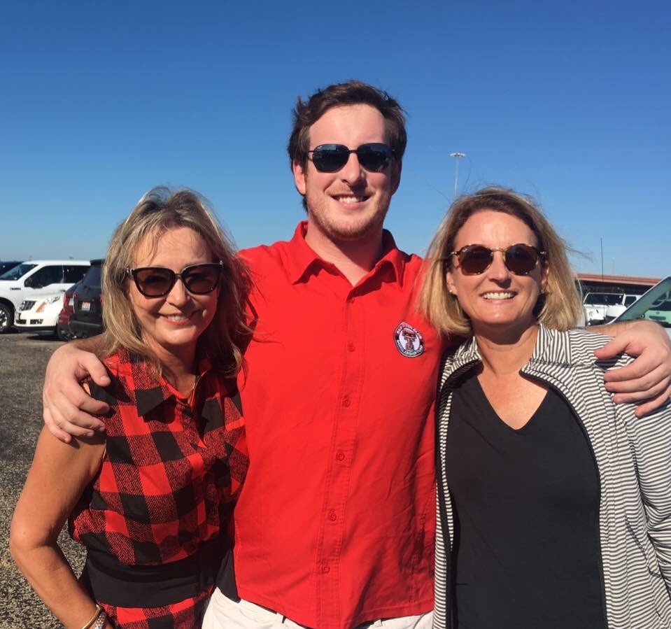 letsrunusa's tweet image. Yesterday was a reminder to live each moment to the fullest. Grateful for a dear friend whom I will miss very much   💔