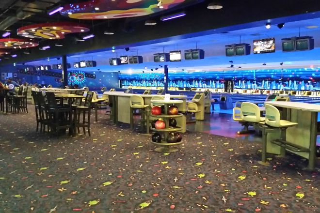 Get the party started <a href="/bowleramabarrie/">Bowlerama Barrie</a>! With glow-in-the-dark bowling it's a fun place to enjoy special occasions! ow.ly/wTam30g4u0D