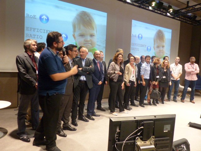 AdrienBlind's tweet photo. Souvenir from #mmblockchain meetup: many thx to all speakers & co-orgs who made this evnt held at #societegenerale great! /cc @Marochini1975 https://t.co/9xn31L06Gj