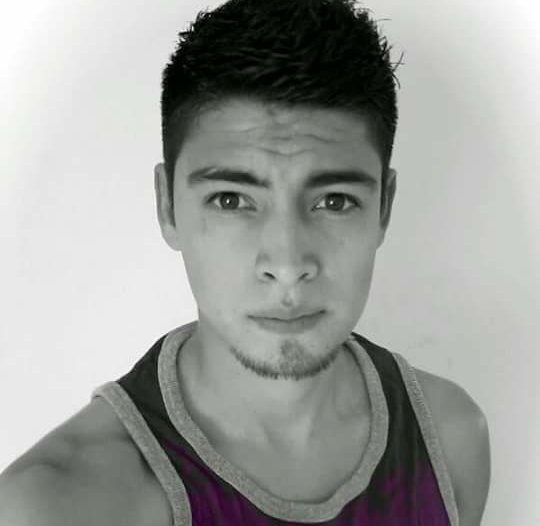 NudesMen66's tweet photo. Cuándo este twett llegue a 50 RT publicaremos su pack, es el de la foto de perfil https://t.co/VQp0uBVtG3